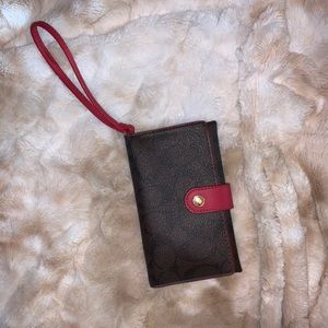 Coach wristlet wallet